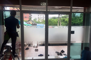 ติดฟิล์มฝ้า3